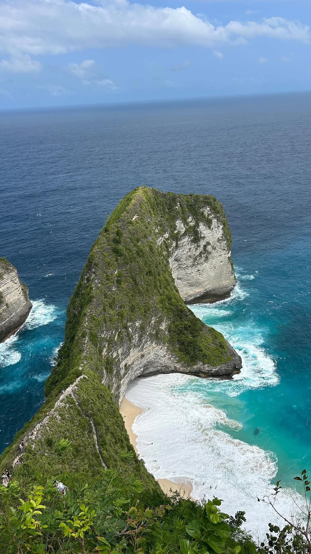 Post 9 by German Alcarazu on Instagram (video)