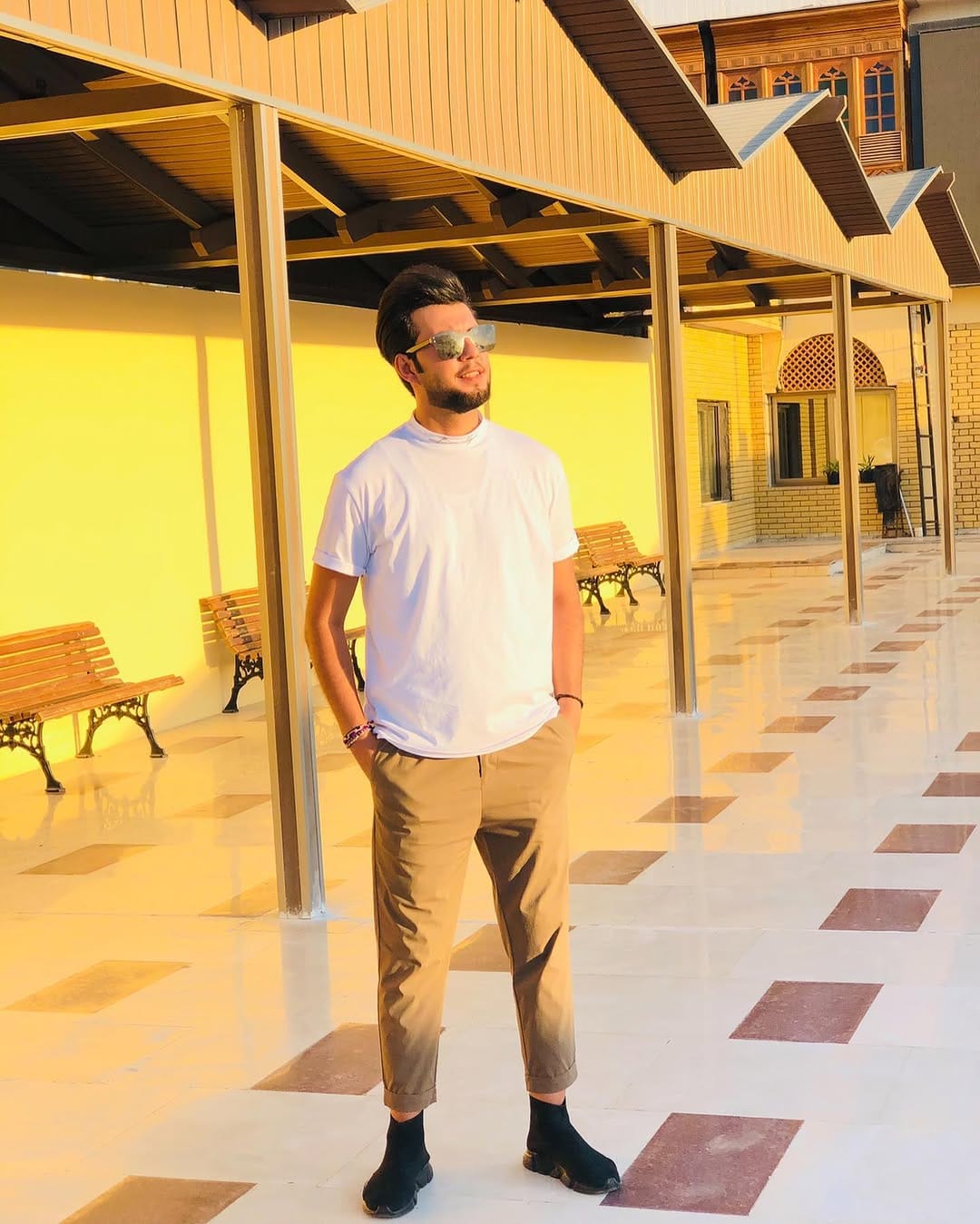 Post 10 by Ali al-Rubaie on Instagram (image)