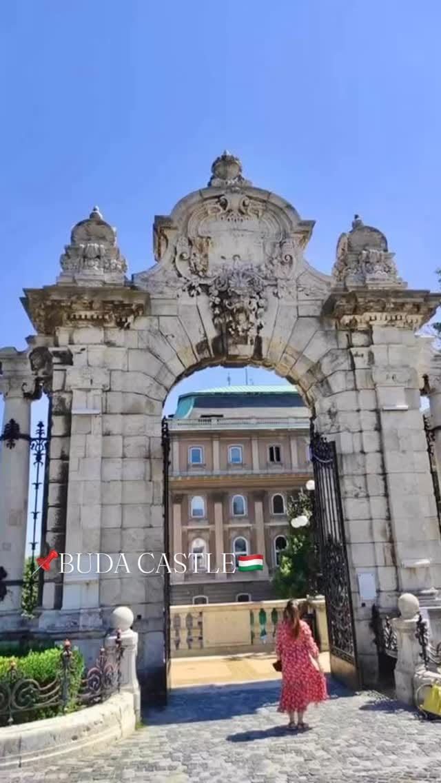 Post 4 by Tros May on Instagram (video)