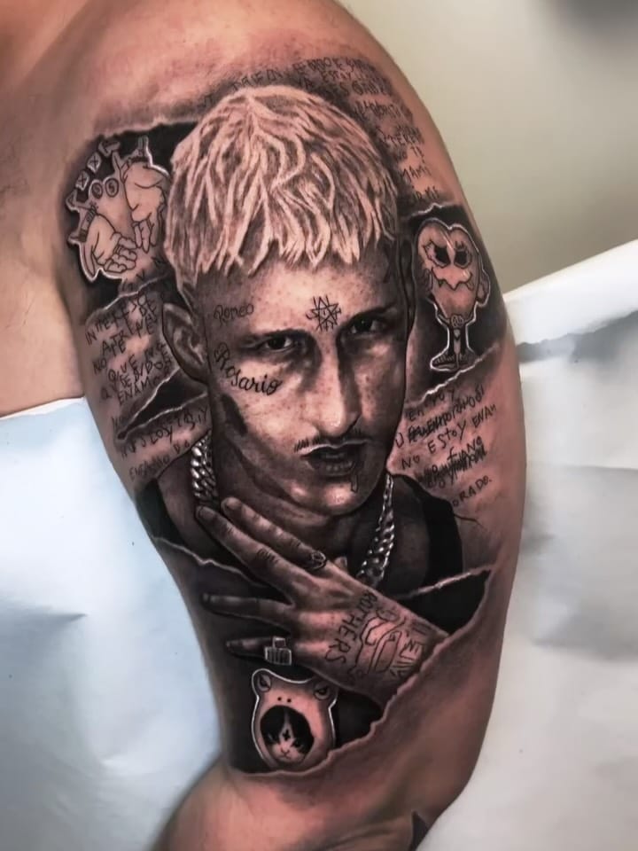 Post 8 by ➖TATTOO.ARTIST➖ on Instagram (carousel)