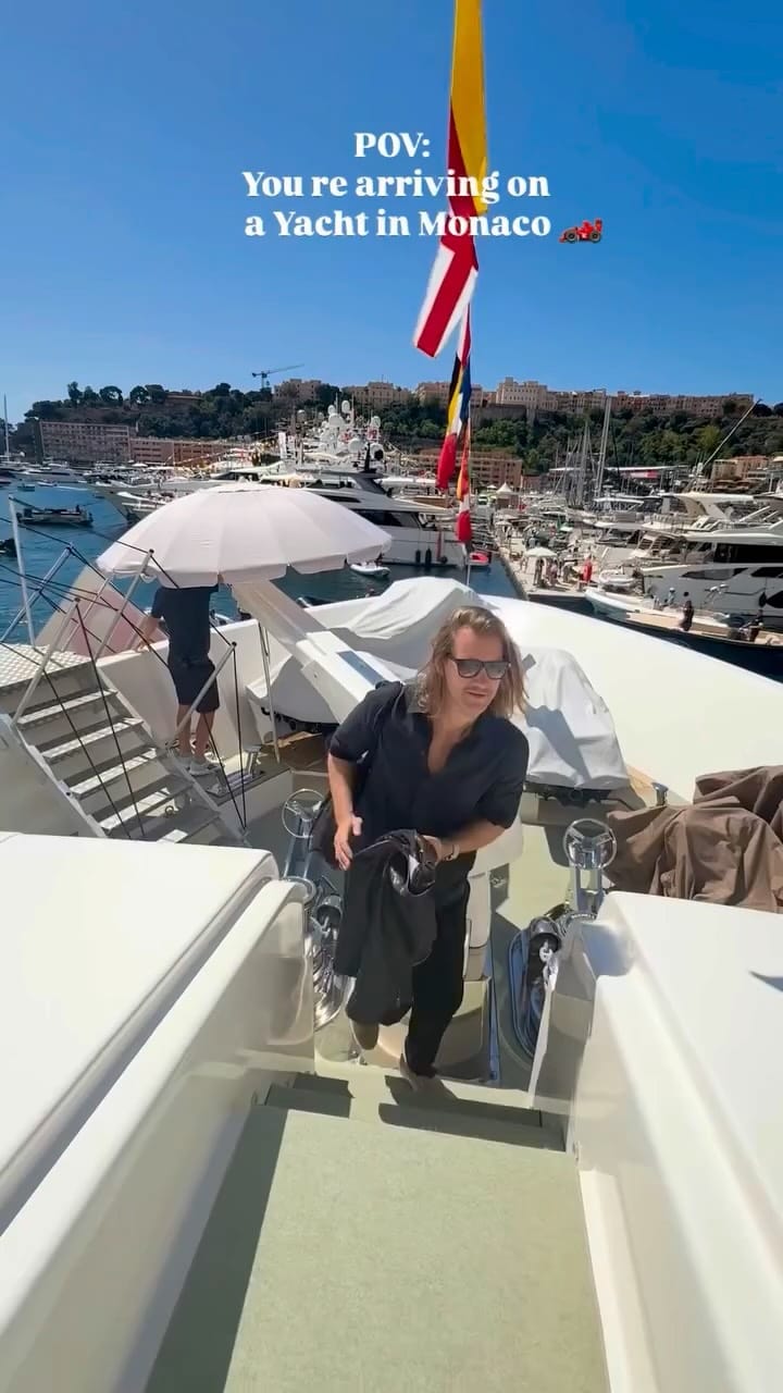 Post 1 by SAINTRO P SAX UP on Instagram (video)
