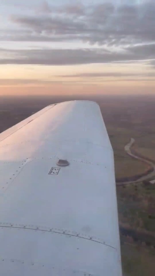 Post 9 by 𝐕𝐢𝐜𝐭𝐨𝐫 𝐃𝐮𝐚𝐫𝐭 🇧🇷🇺🇲🇲🇽🇨🇦🇭🇷🇪🇸🇦🇺 on Instagram (video)