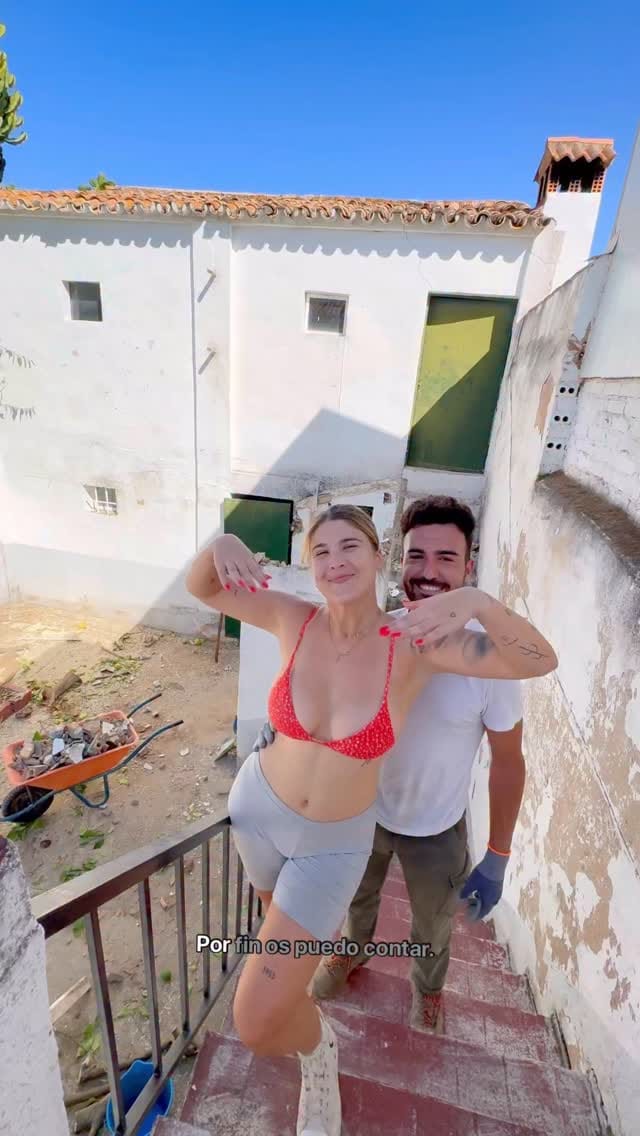Post 10 by ANA DE JUAN ® on Instagram (video)