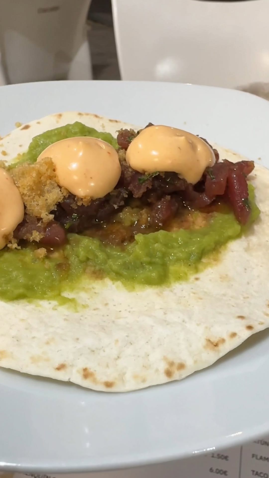 Post 4 by Dos comiendonos el mundo on Instagram (video)