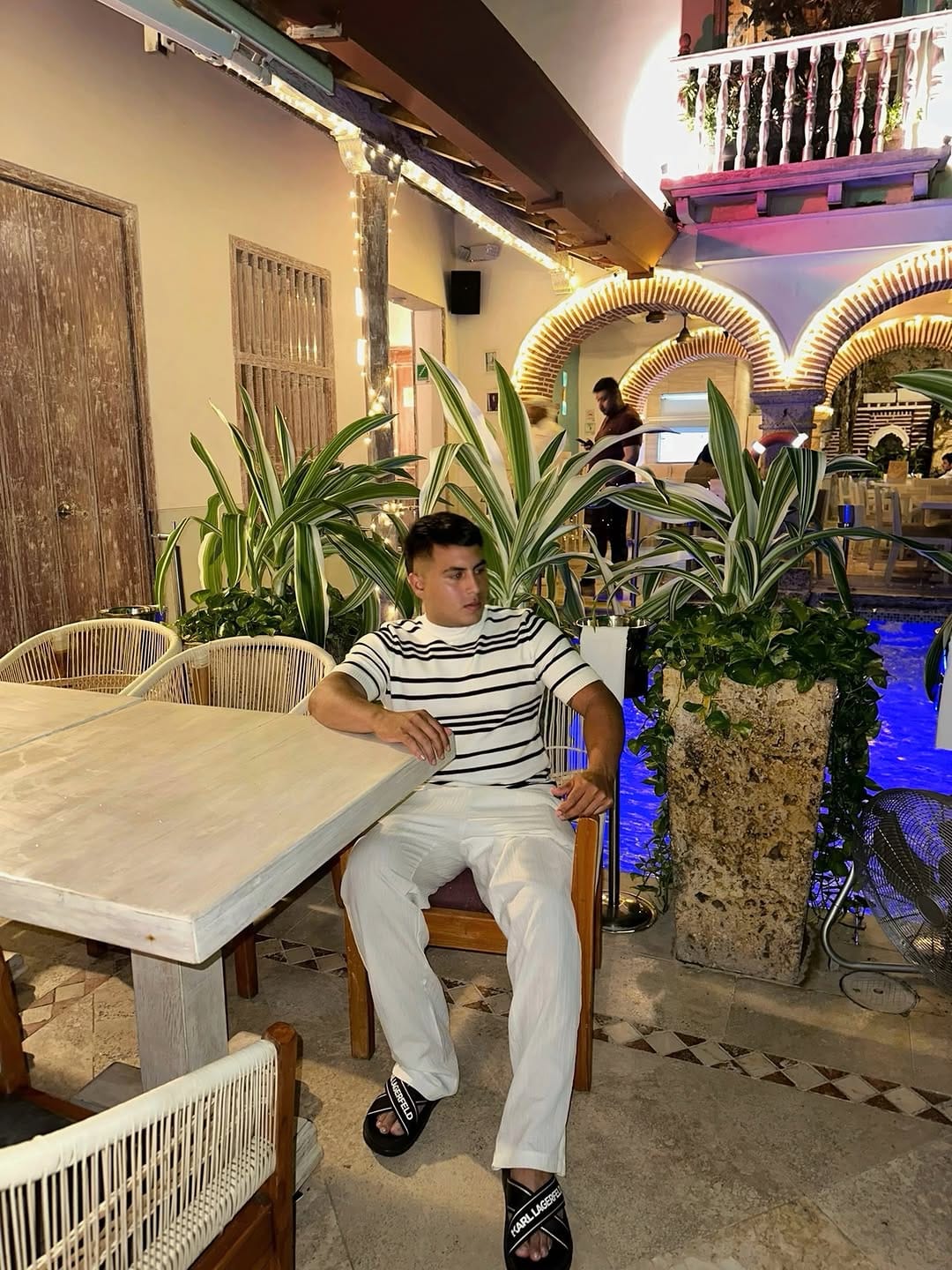 Post 5 by ANTHONY K. 🤴🦈. on Instagram (carousel)