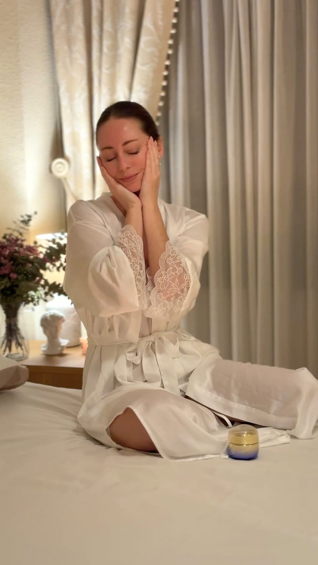 Post 8 by Andrea Manzanares on Instagram (video)
