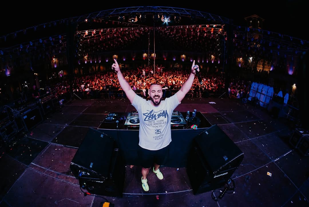 Post 8 by BACK DJ on Instagram (carousel)