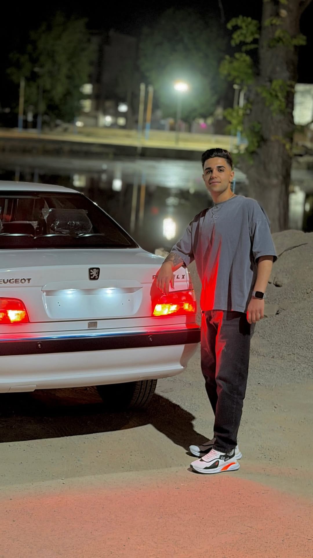 Post 3 by Farshad B | فرشاد براتی on Instagram (video)