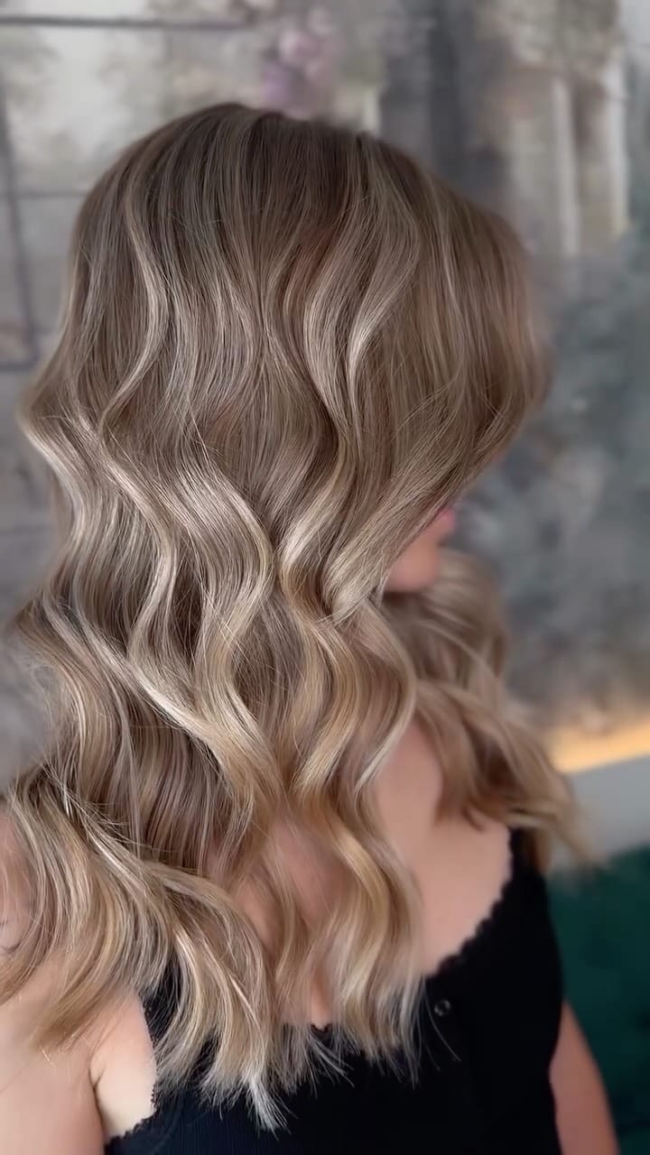 Post 4 by David Danielle Hair Beauty on Instagram (video)