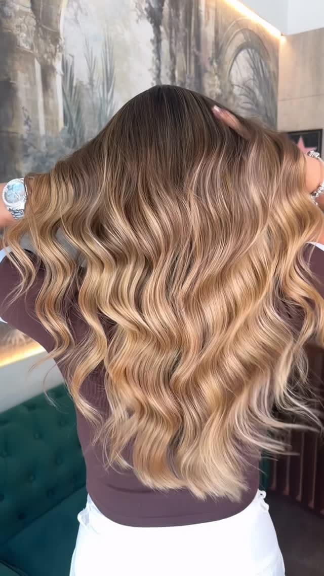 Post 5 by David Danielle Hair Beauty on Instagram (video)