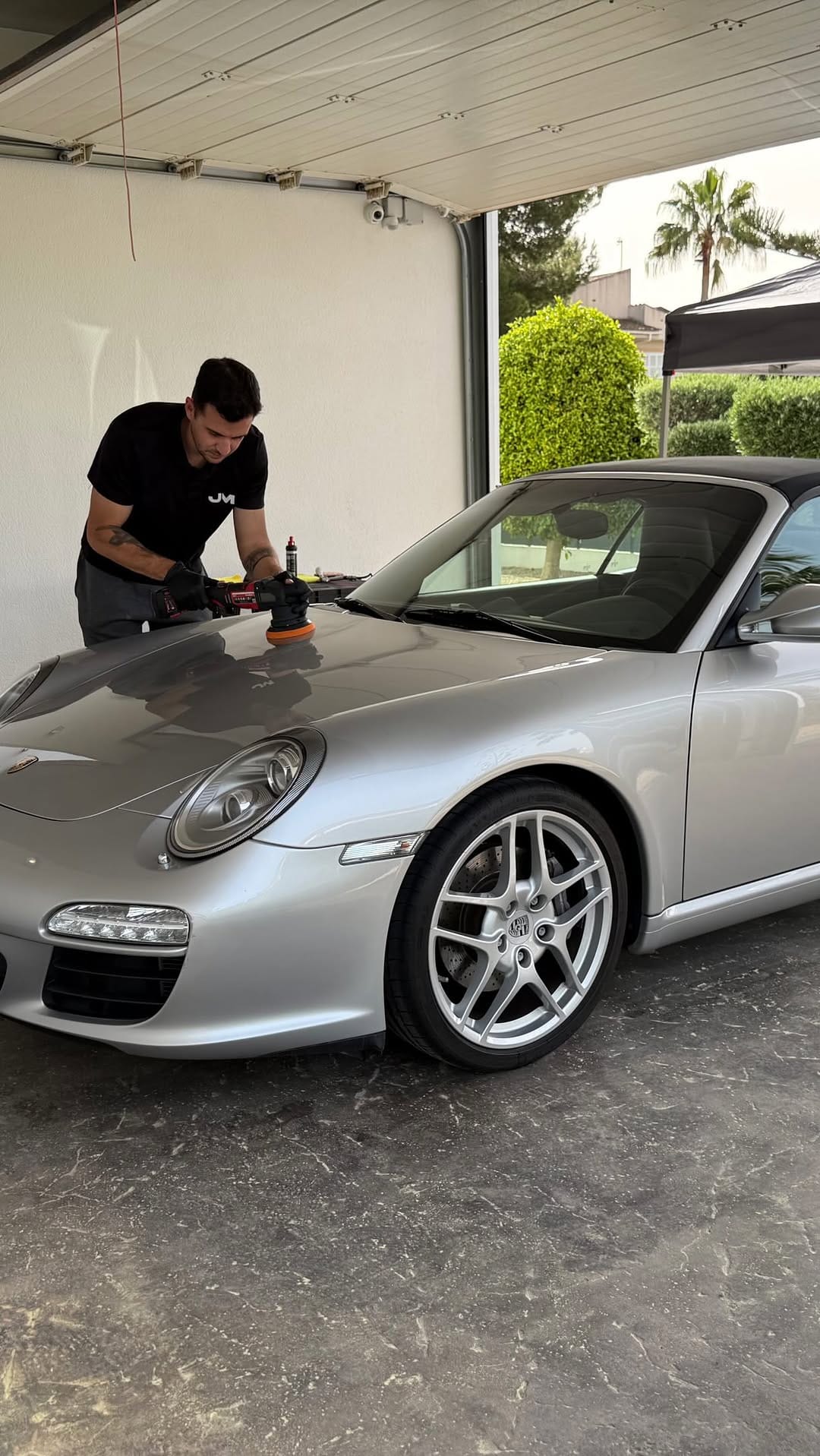 Post 5 by JM Detail | Premium Detailing on Instagram (video)