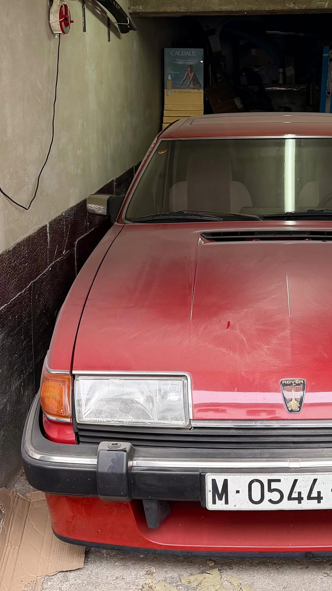 Post 2 by Clásicos&Más® | CarSpotting on Instagram (video)
