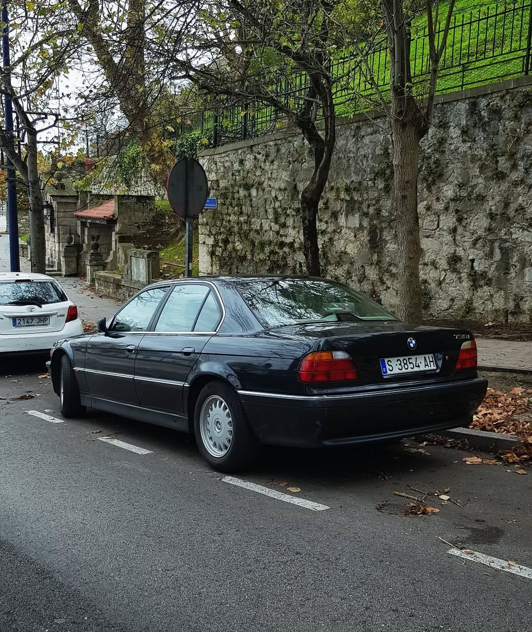 Post 10 by Clásicos&Más® | CarSpotting on Instagram (carousel)