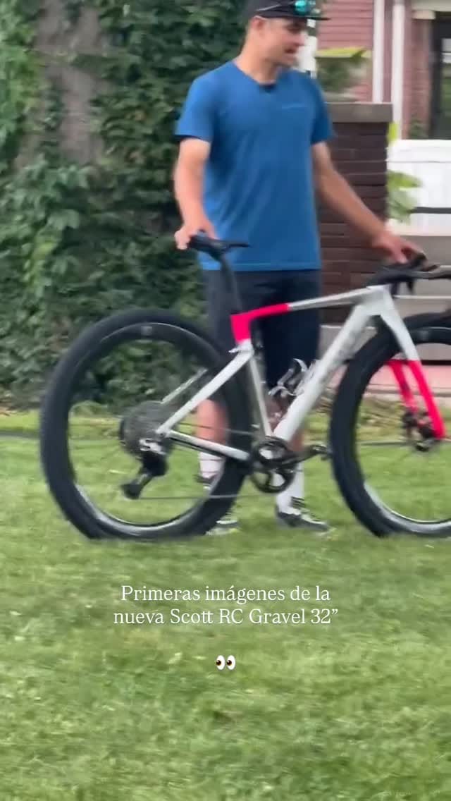 Post 6 by RADIKALBIKES on Instagram (video)