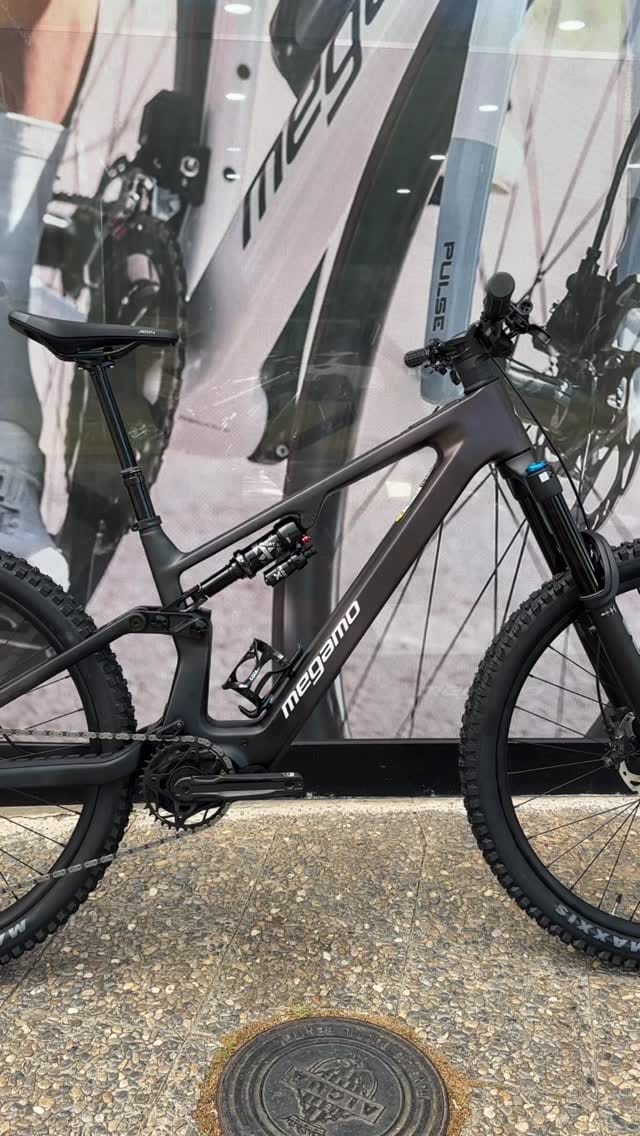 Post 8 by RADIKALBIKES on Instagram (video)