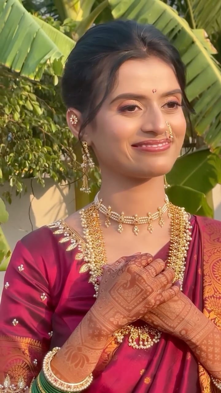 Post 6 by Kalyani Hurne | Makeup artist on Instagram (video)