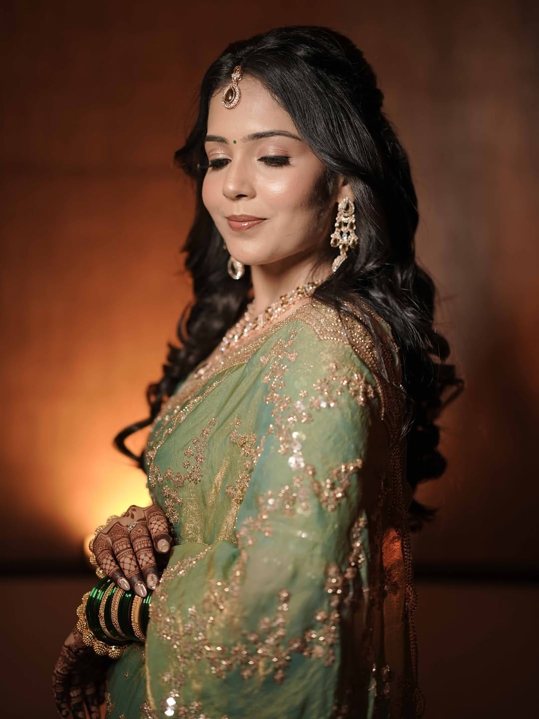 Post 9 by Kalyani Hurne | Makeup artist on Instagram (carousel)