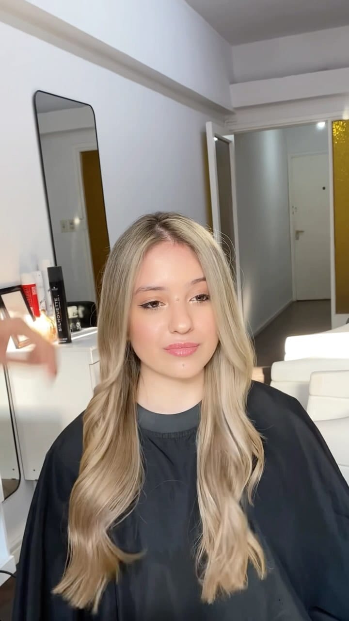 Post 5 by Makeup Artist - Colorist on Instagram (video)