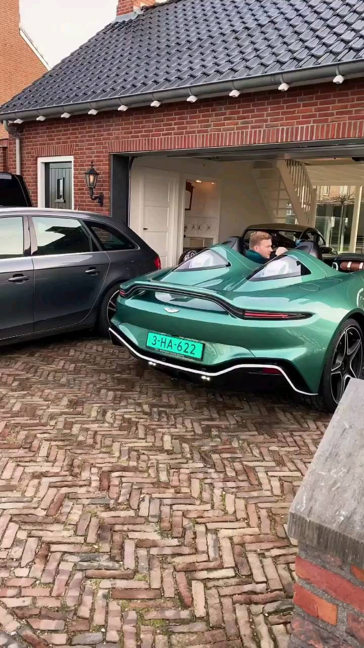 Post 9 by Car & Yacht Rentals on Instagram (video)