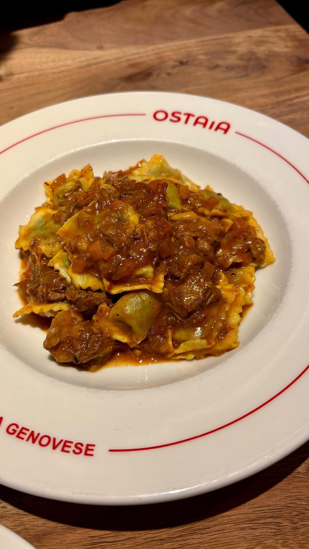 Post 7 by Ostaia | Restaurante Italiano Genovés on Instagram (video)
