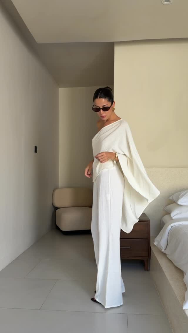 Post 8 by Fiona on Instagram (video)