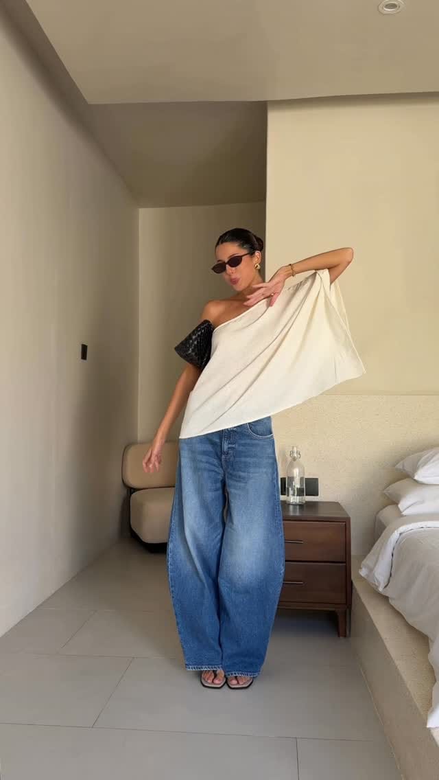 Post 10 by Fiona on Instagram (video)