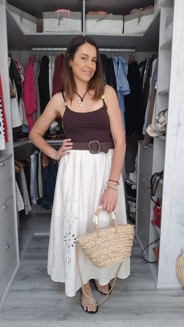 Post 5 by Amparo Rubio / Looks inspiration on Instagram (video)