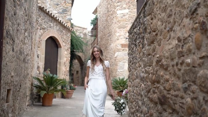 Post 10 by Sylvia Isabella on Instagram (video)