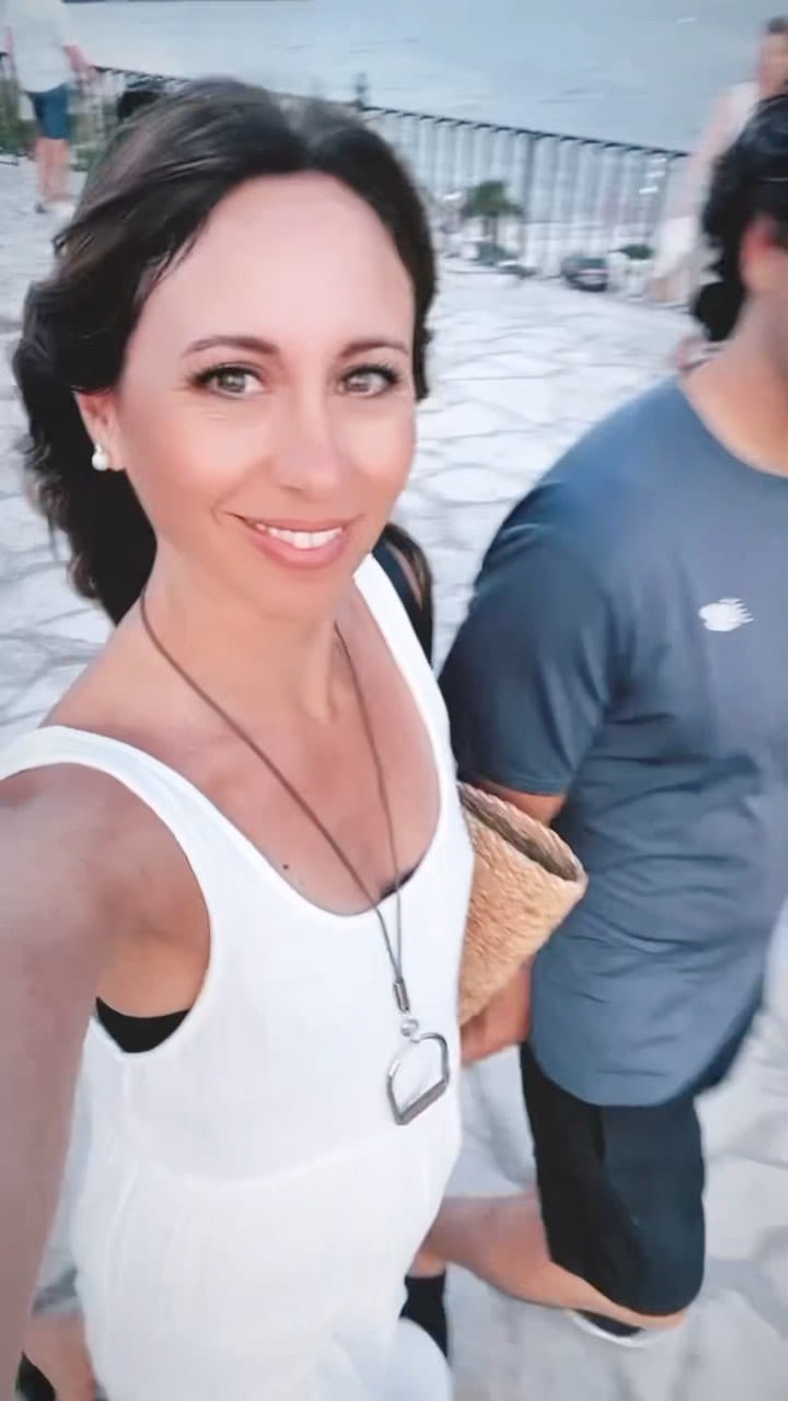 Post 6 by Sylvia Isabella on Instagram (video)