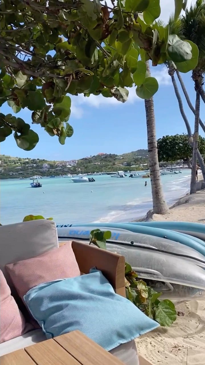 Post 9 by Sylvia Isabella on Instagram (video)