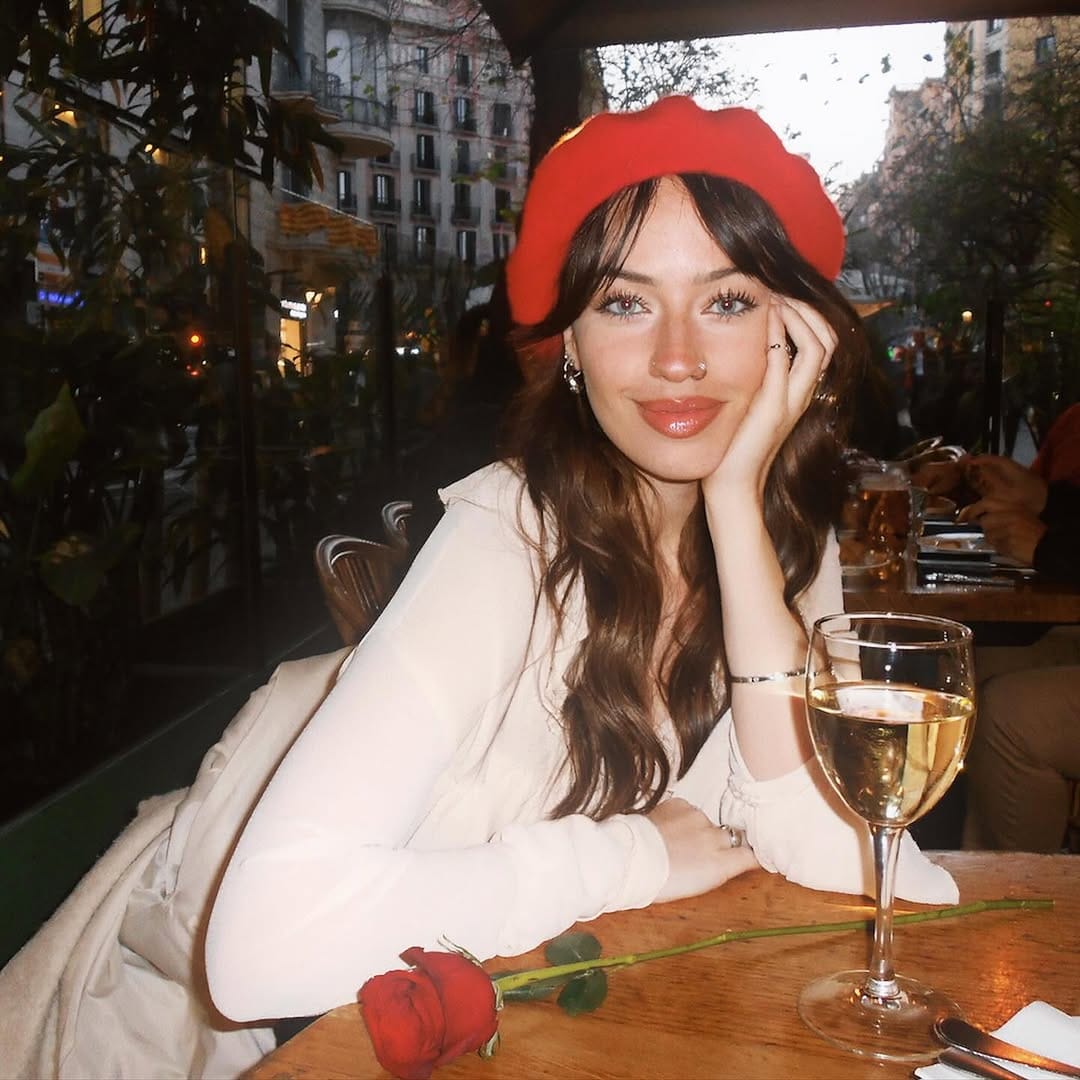 Post 2 by Marina Bolívar on Instagram (carousel)