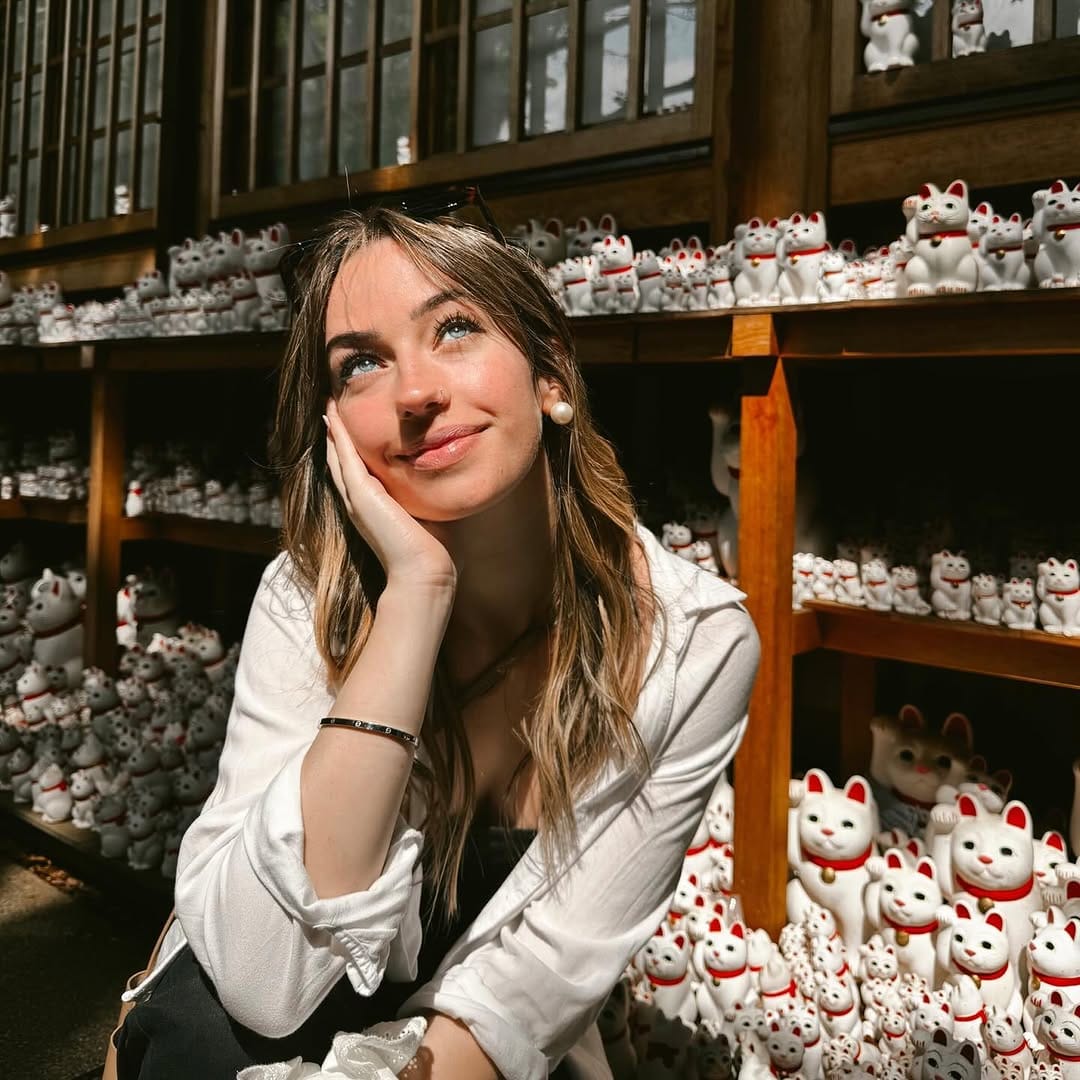 Post 5 by Marina Bolívar on Instagram (carousel)