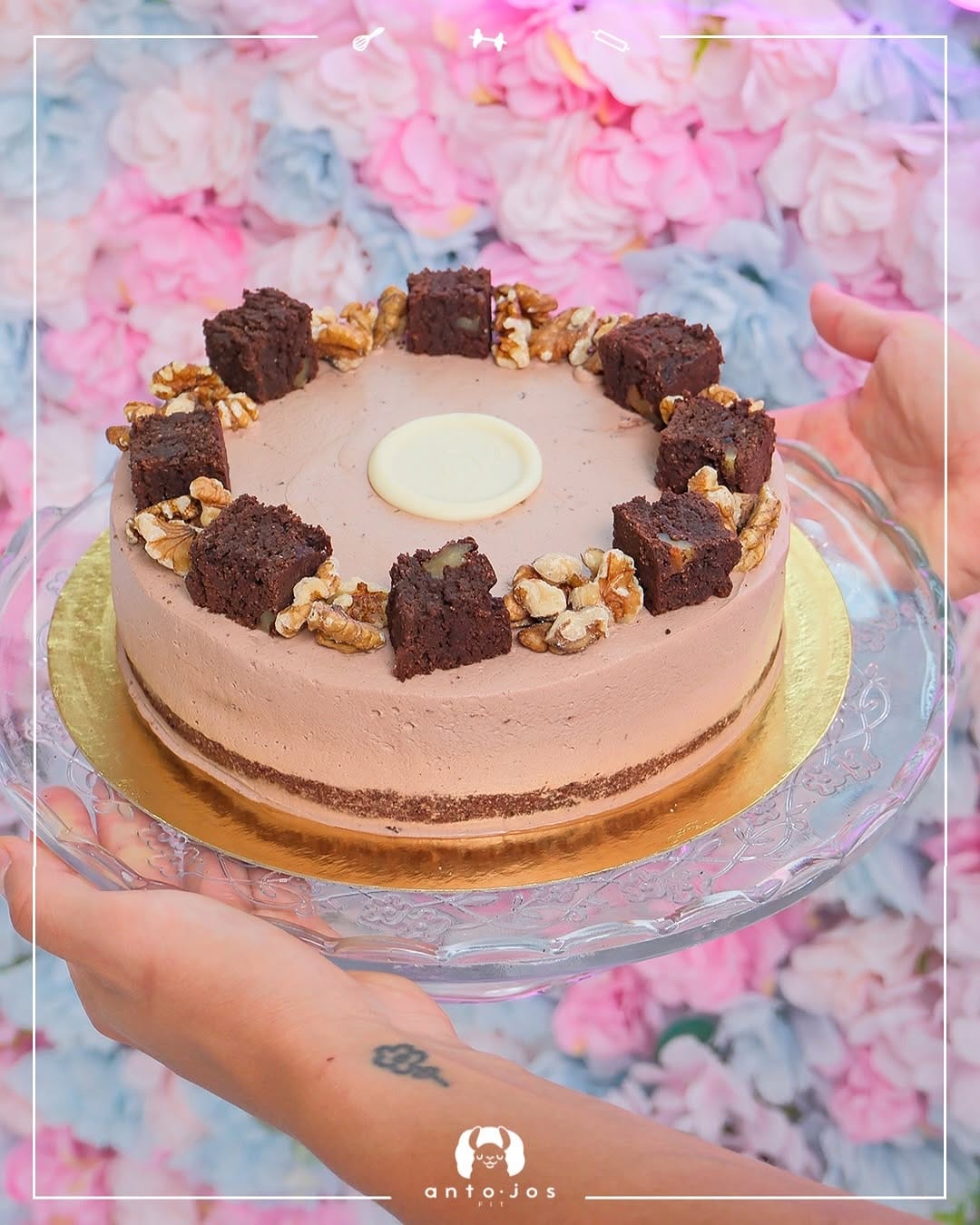 Post 9 by Antojos FIT on Instagram (carousel)