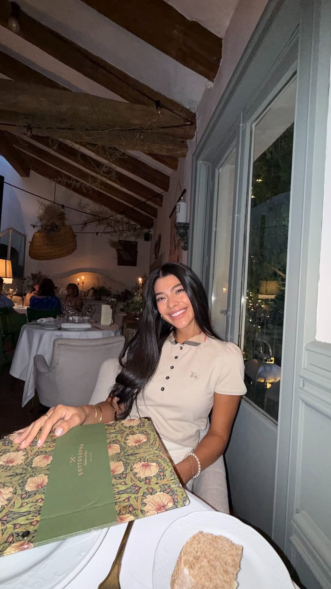 Post 2 by SottoSopra Madrid on Instagram (video)