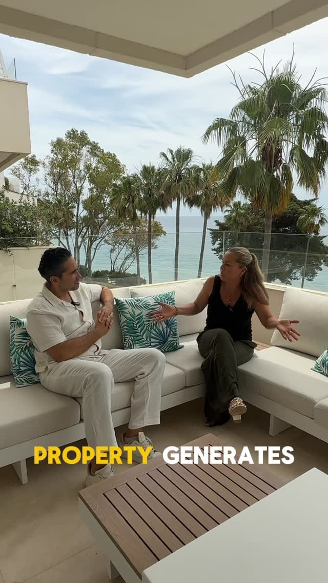Post 1 by Rebecca Kratz “Mein Job ist Luxus” on Instagram (video)