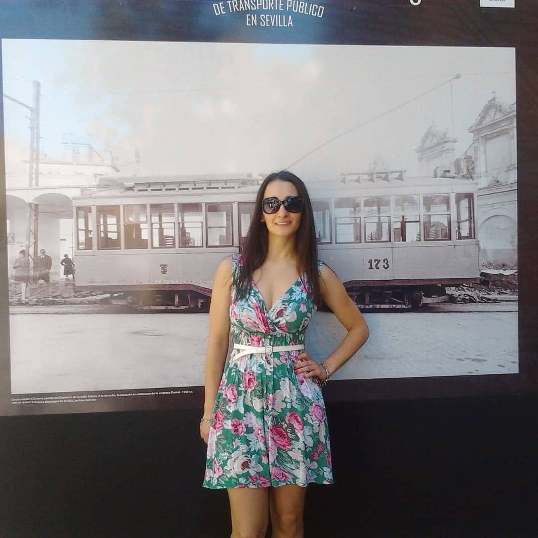Post 5 by Silvia on Instagram (image)