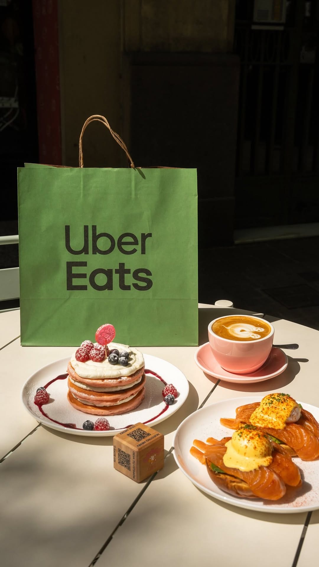 Post 4 by CORGI CAFE | BRUNCH BARCELONA on Instagram (video)