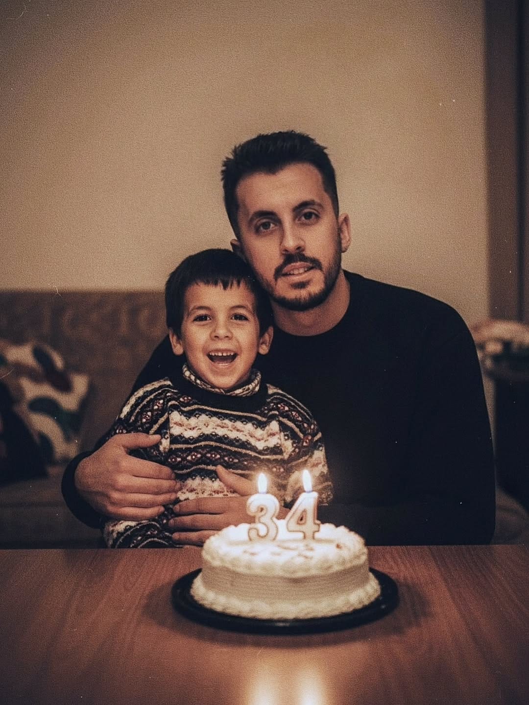 Post 2 by Miguel López on Instagram (image)
