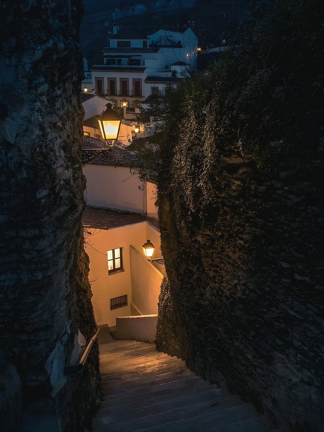 Post 10 by Miguel López on Instagram (image)