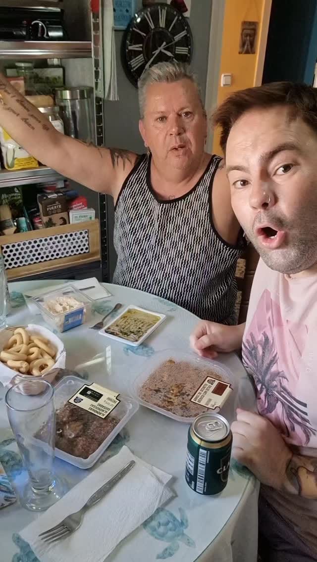 Post 2 by Abraham Dominguez & Ramón on Instagram (video)