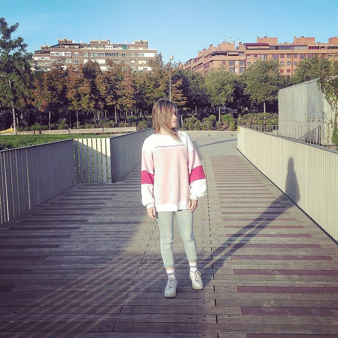 Post 4 by Sara on Instagram (image)