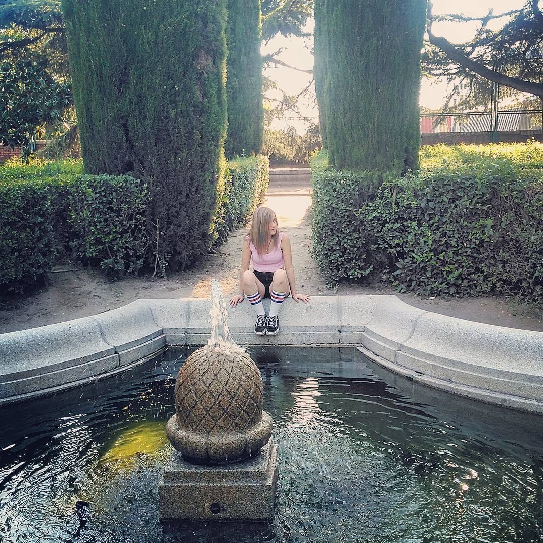 Post 6 by Sara on Instagram (image)