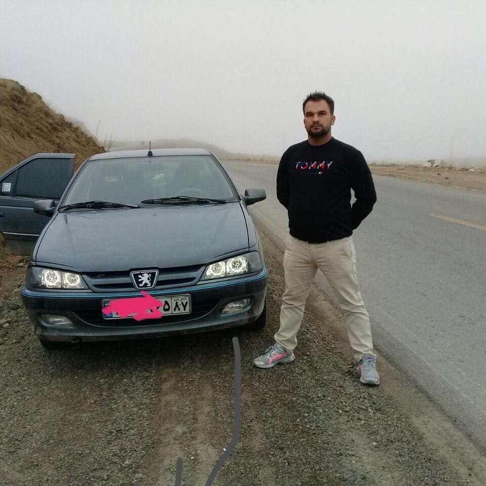 Post 9 by @omid_elx_87 on Instagram (image)