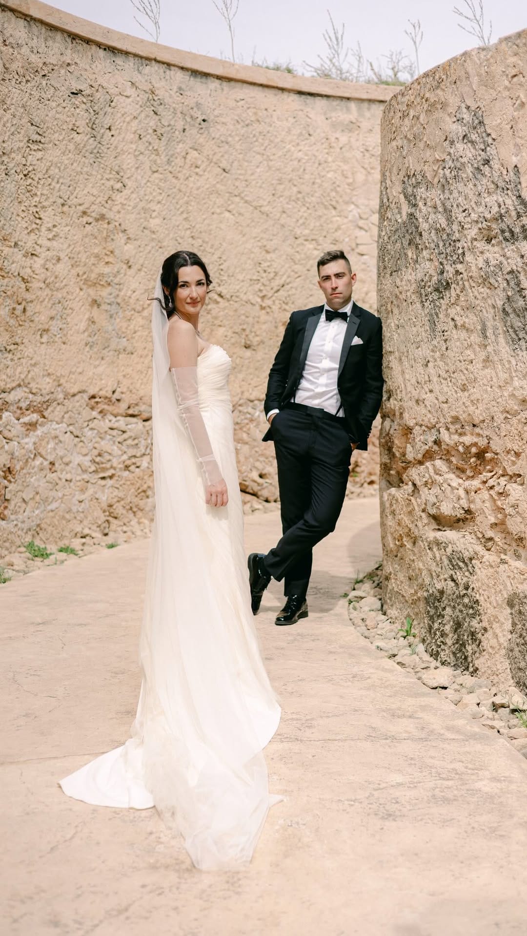 Post 2 by Sandra Mañas | Mallorca Wedding Photographer on Instagram (video)