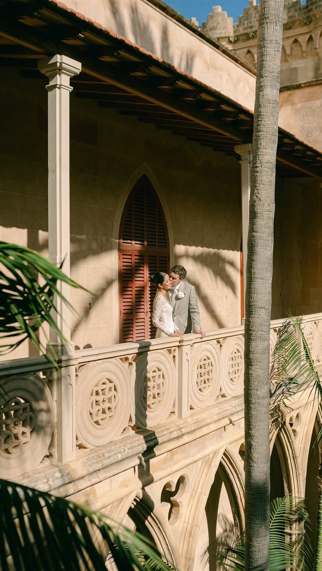 Post 8 by Sandra Mañas | Mallorca Wedding Photographer on Instagram (video)