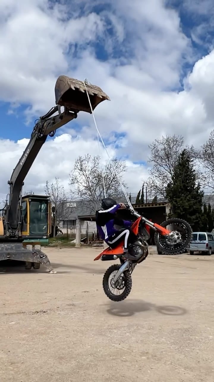 Post 8 by YoSoyJavi on Instagram (video)