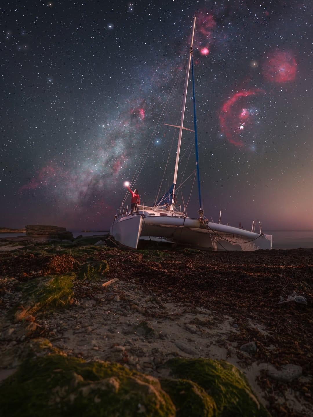 Post 6 by David Maimó on Instagram (image)