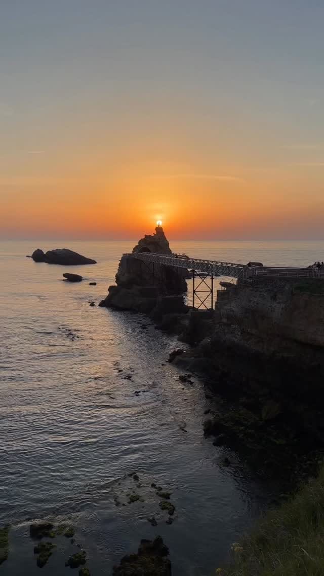 Post 9 by Emporio Efikz on Instagram (video)