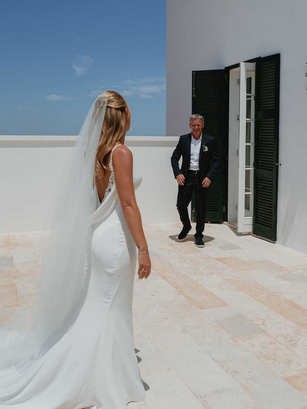 Post 2 by Mallorca Wedding Photographer | Aitor on Instagram (carousel)