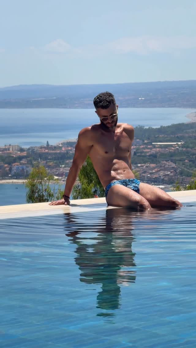 Post 2 by Juan Villalobos on Instagram (video)